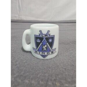 Los Angeles Kings NHL Vintage Franklin Mini Gumball Ceramic Hockey Mug 1.25